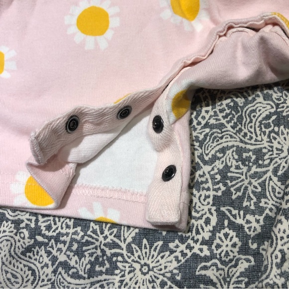 Hanna Andersson light pink daisies romper onesie 3T - Picture 3 of 4